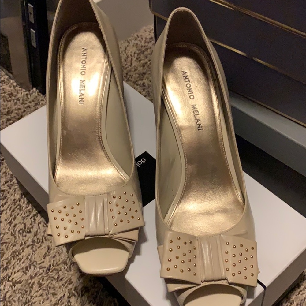Antonio Melani peep toe heels